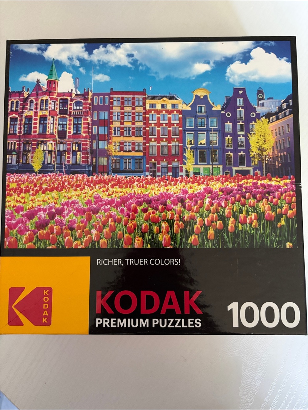 Kodak 1000-Piece Tulip Field Puzzle - Colorful Cityscape